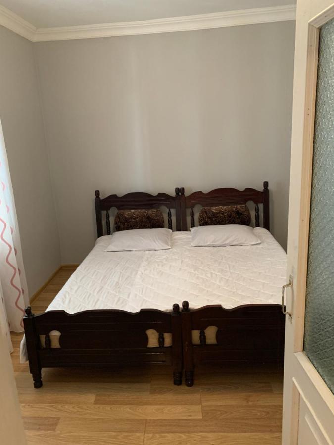 Nargiz'S Guest House Batumi Exterior foto