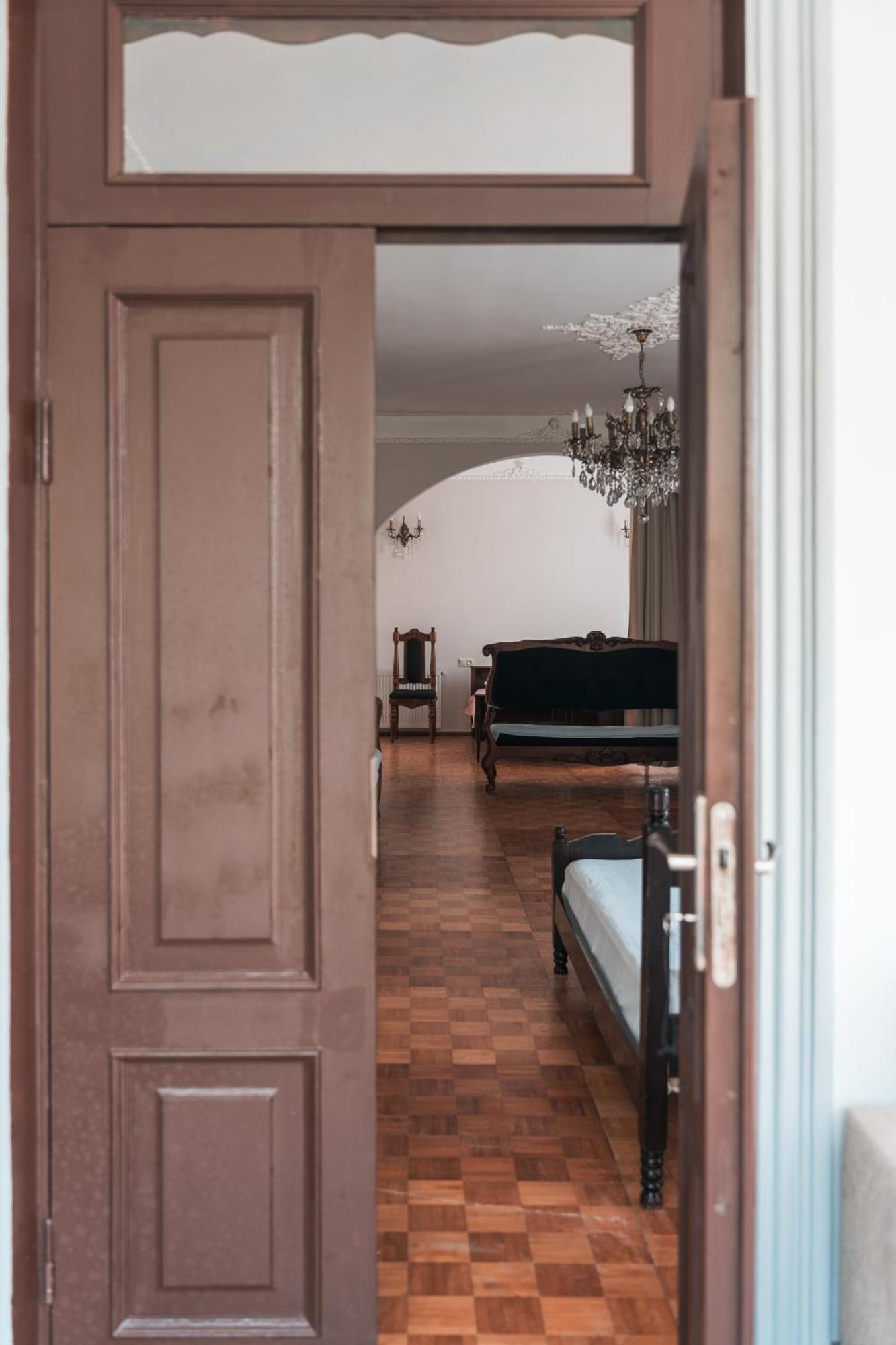 Nargiz'S Guest House Batumi Exterior foto