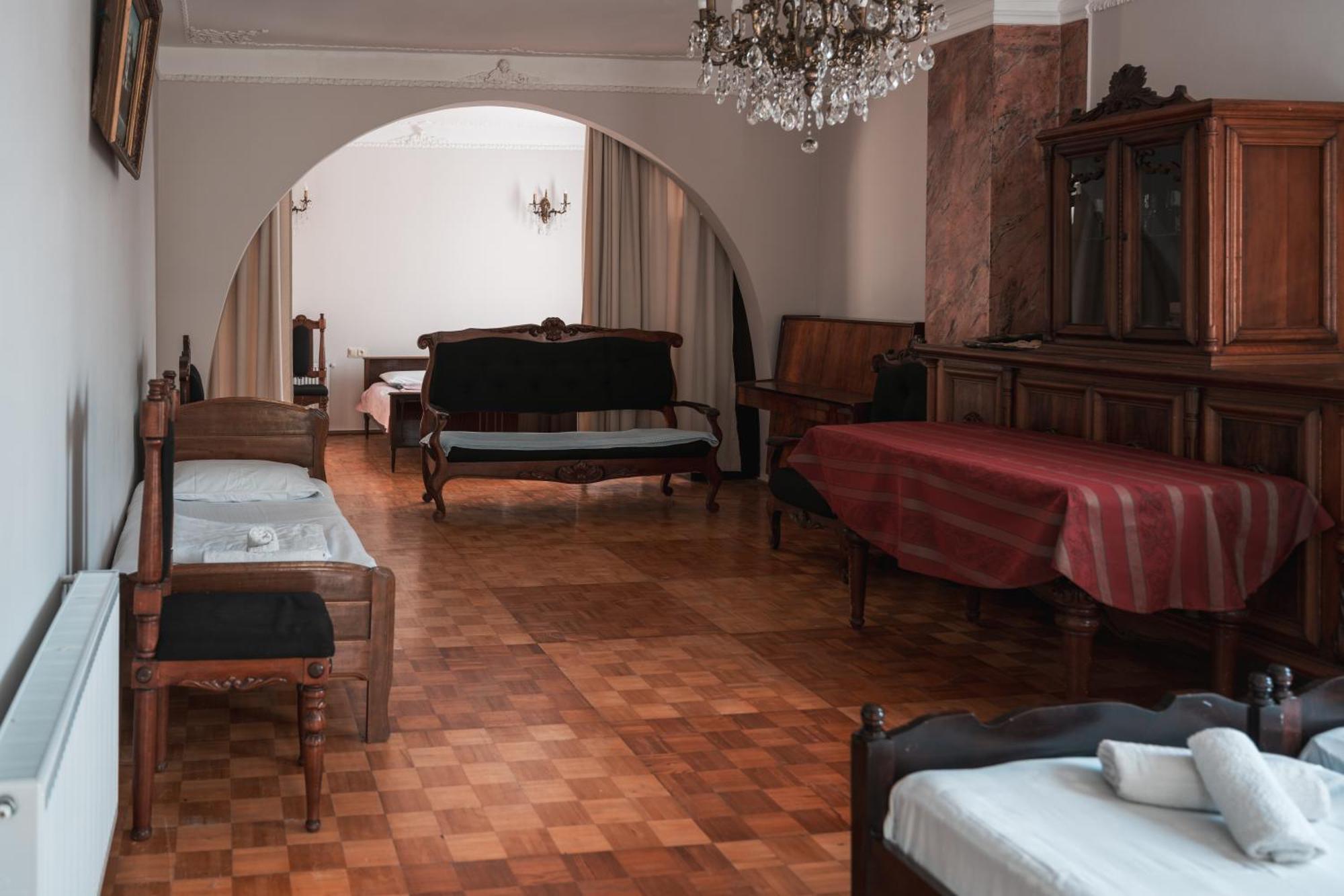 Nargiz'S Guest House Batumi Exterior foto